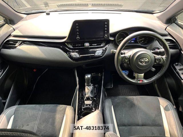 Toyota C-HR 2019-12 7250118-1