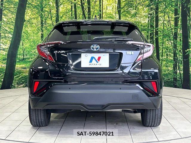 Toyota C-HR 2018-03 7250131-14