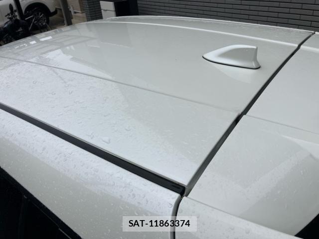 Toyota C-HR 2018-08 7250138-12