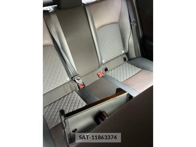 Toyota C-HR 2018-08 7250138-16