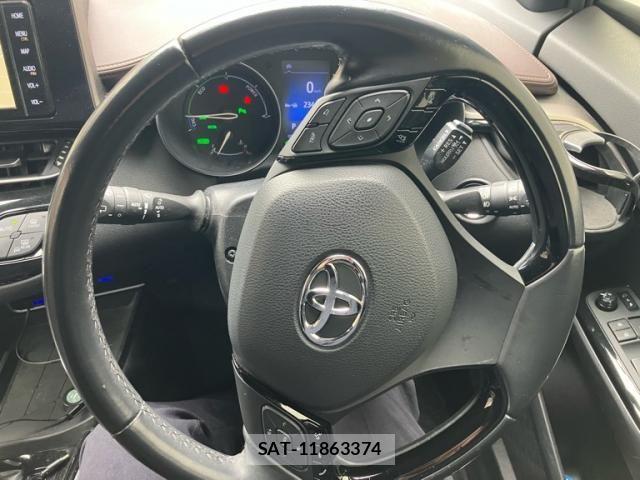 Toyota C-HR 2018-08 7250138-17