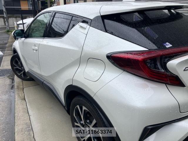 Toyota C-HR 2018-08 7250138-4