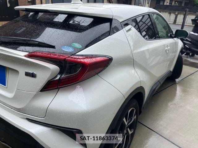 Toyota C-HR 2018-08 7250138-5