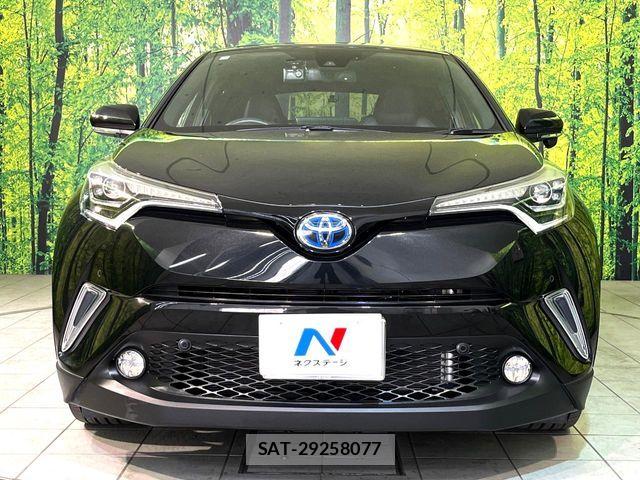 Toyota C-HR 2018-02 7271687-13