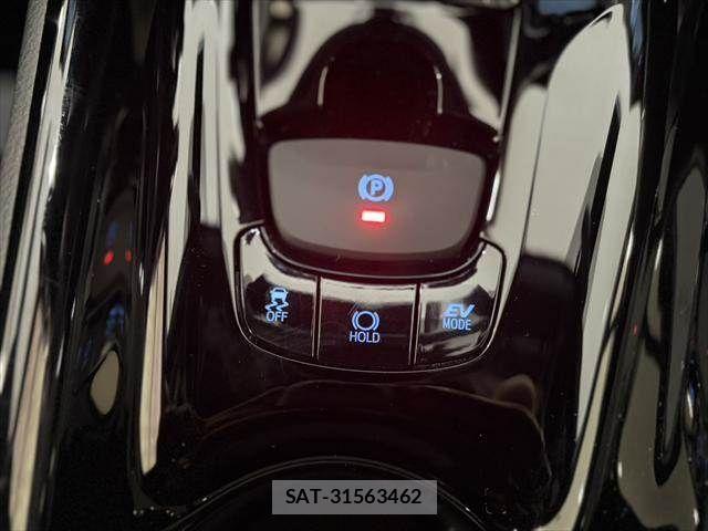 Toyota C-HR 2022-08 7271688-6