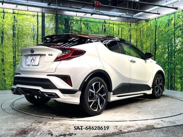 Toyota C-HR 2019-10 7326160-15
