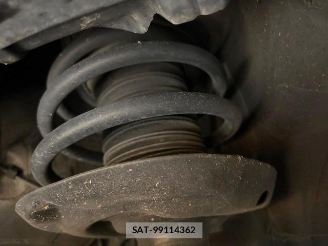 Toyota C-HR 2017-11 7326179-19
