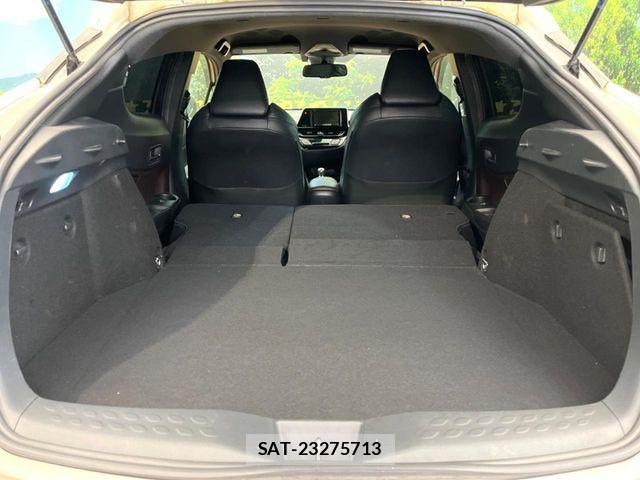 Toyota C-HR 2017-07 7326165-9