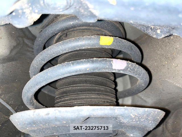 Toyota C-HR 2017-07 7326165-19