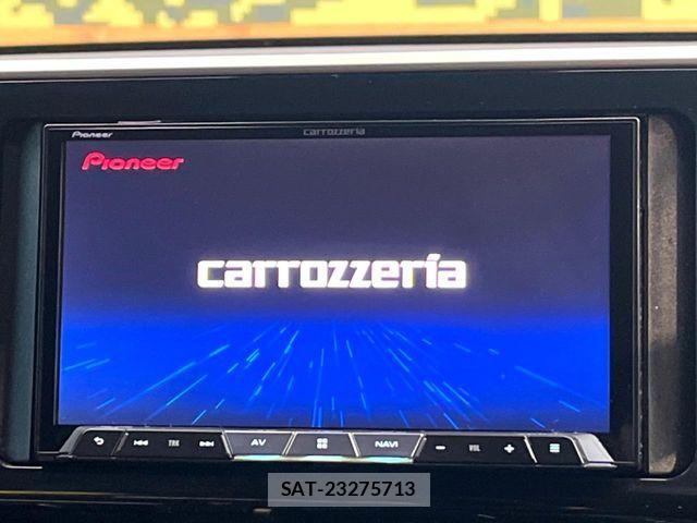 Toyota C-HR 2017-07 7326165-2