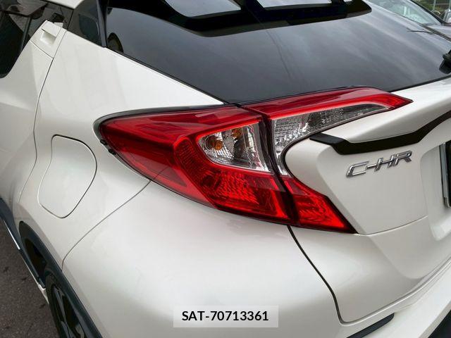 Toyota C-HR 2017-06 7326172-18