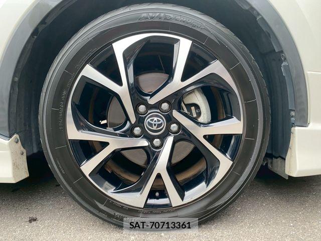 Toyota C-HR 2017-06 7326172-26