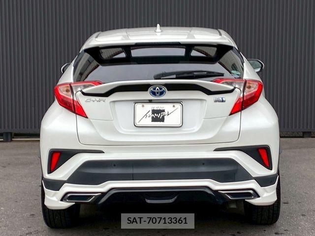 Toyota C-HR 2017-06 7326172-4