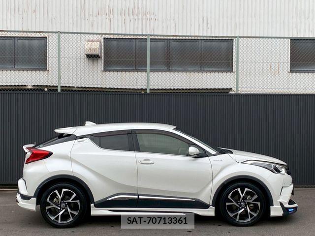 Toyota C-HR 2017-06 7326172-7