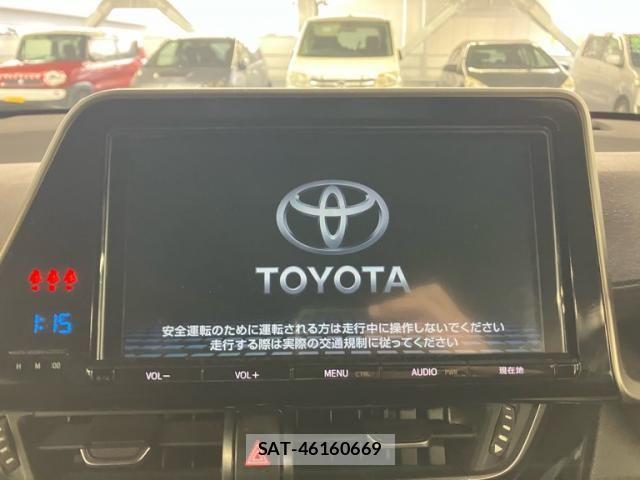 Toyota C-HR 2017-06 7326181-11
