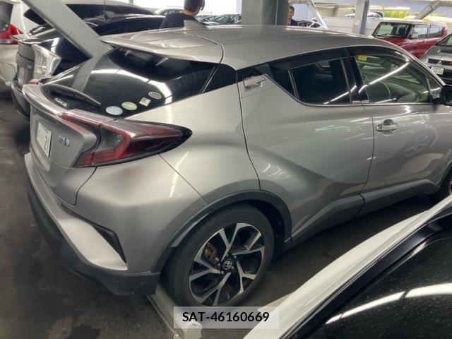 Toyota C-HR 2017-06 7326181-2