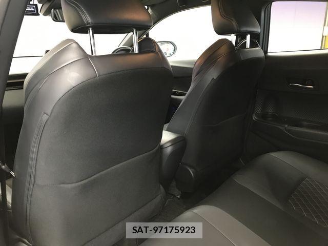 Toyota C-HR 2023-07 7326152-9