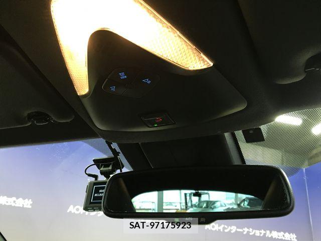Toyota C-HR 2023-07 7326152-18