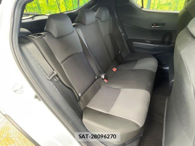 Toyota C-HR 2020-02 7326163-9