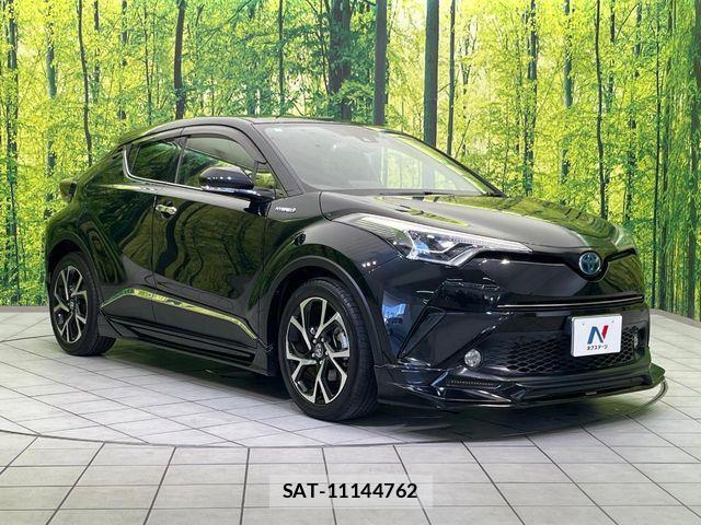 Toyota C-HR 2018-02 7326164-15