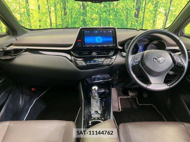 Toyota C-HR 2018-02 7326164-1