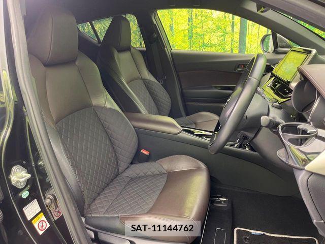Toyota C-HR 2018-02 7326164-7