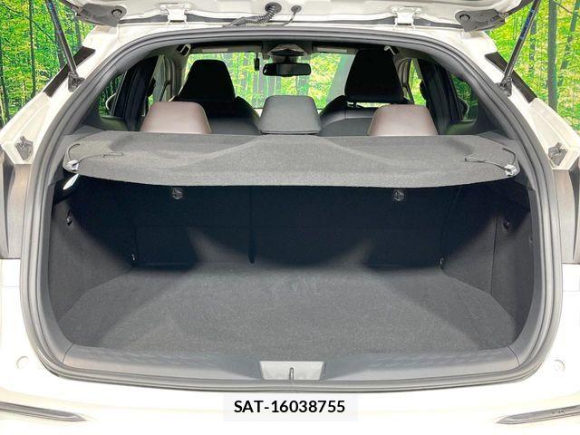 Toyota C-HR 2017-09 7326174-9