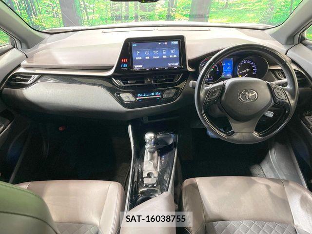 Toyota C-HR 2017-09 7326174-1