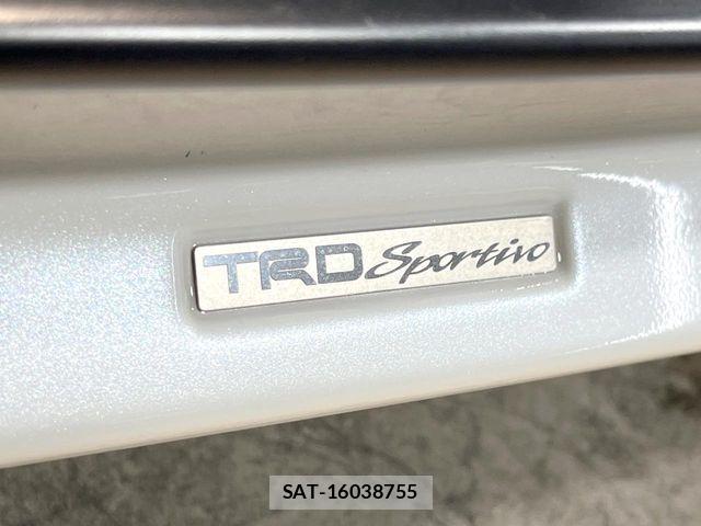 Toyota C-HR 2017-09 7326174-2