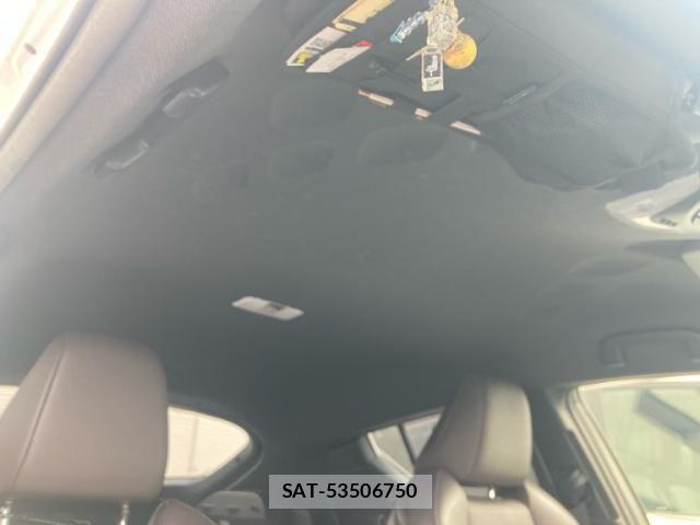 Toyota C-HR 2017-11 7326186-22