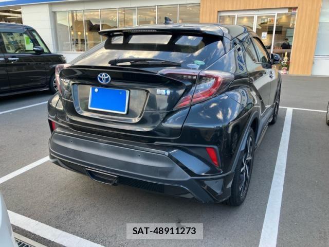 Toyota C-HR 2017-06 7326184-3