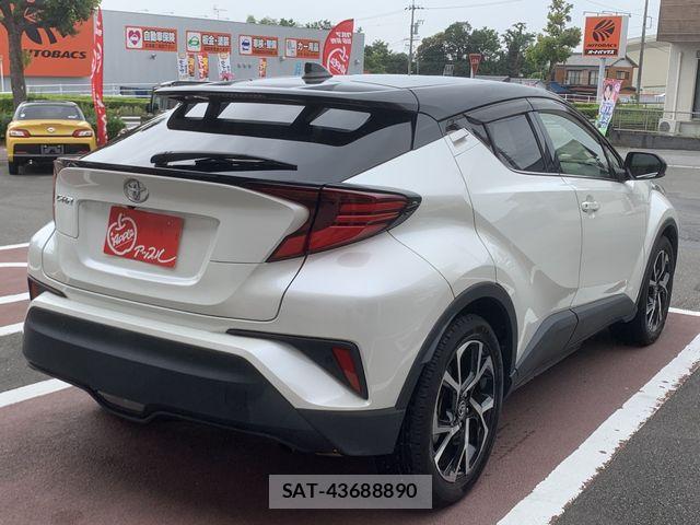Toyota C-HR 2019-11 7326159-1