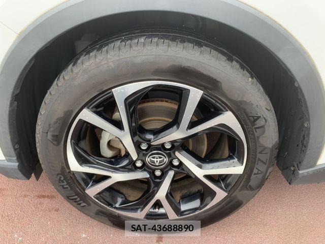 Toyota C-HR 2019-11 7326159-26