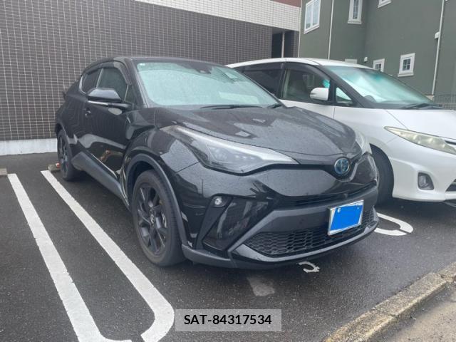 Toyota C-HR 2023-04 7326150-1
