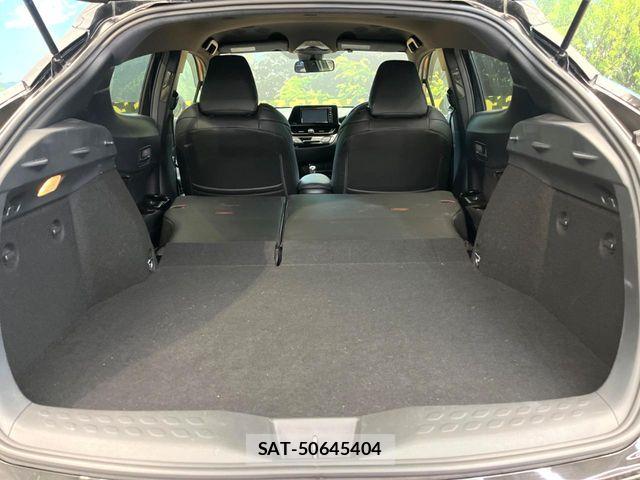 Toyota C-HR 2018-03 7326176-9