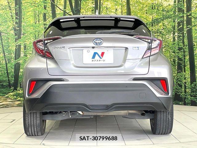 Toyota C-HR 2018-03 7326173-14