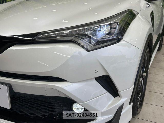 Toyota C-HR 2018-06 7326158-11