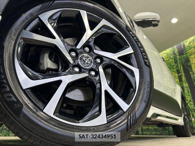 Toyota C-HR 2018-06 7326158-12