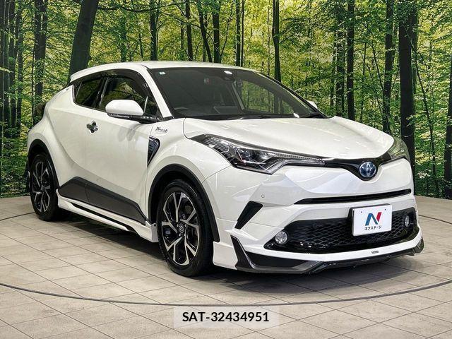 Toyota C-HR 2018-06 7326158-15