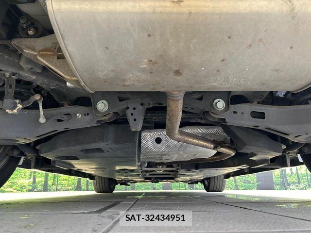 Toyota C-HR 2018-06 7326158-18