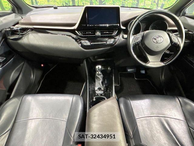 Toyota C-HR 2018-06 7326158-1