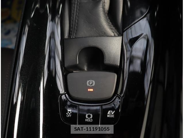 Toyota C-HR 2017-04 7326156-18