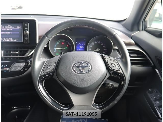 Toyota C-HR 2017-04 7326156-19