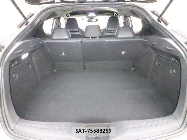 Toyota C-HR 2021-08 7326157-10