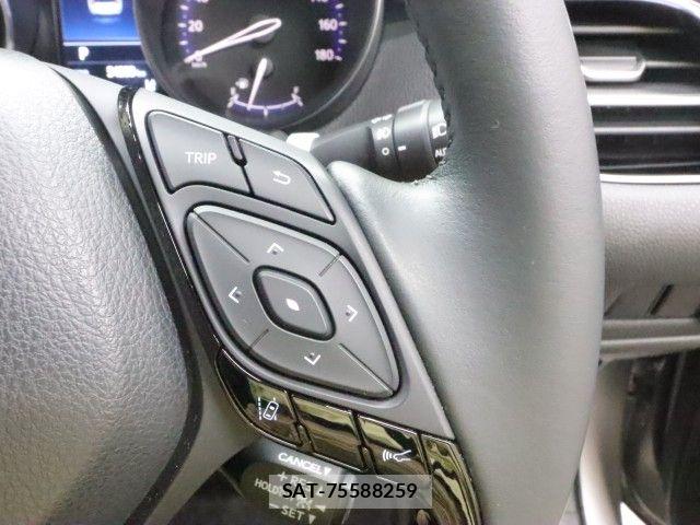 Toyota C-HR 2021-08 7326157-19