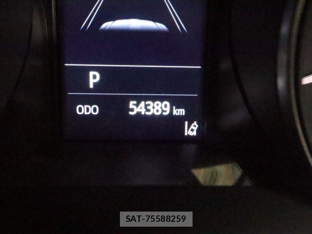 Toyota C-HR 2021-08 7326157-28