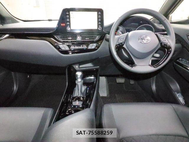 Toyota C-HR 2021-08 7326157-2