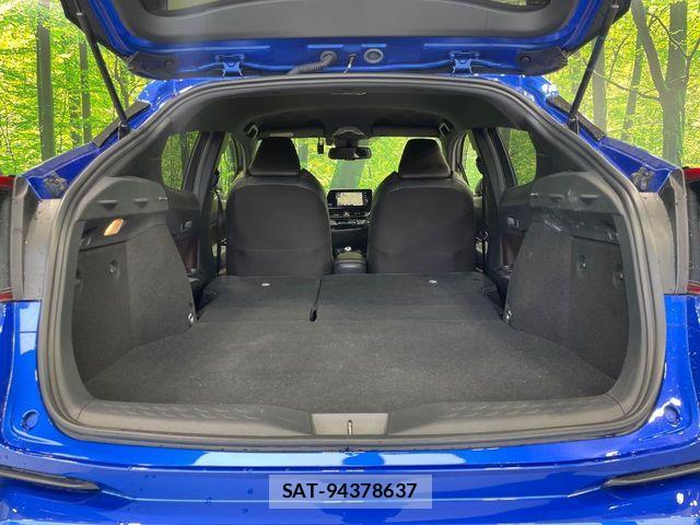 Toyota C-HR 2019-07 7326171-9