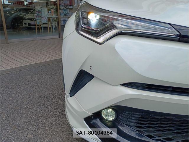 Toyota C-HR 2018-02 7326162-4