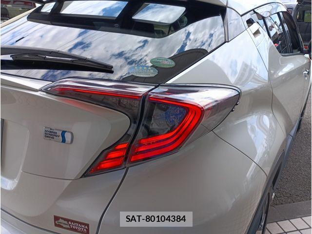 Toyota C-HR 2018-02 7326162-5